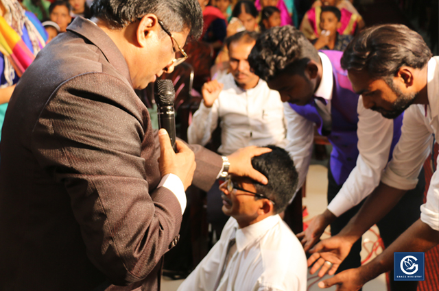 Hundreds flocked into the Blessing Prophetic Prayer on May 25th and 27th, 2018 at Bethesda International Ministry Prayer Hall in Belgaum, Karnataka. The Prayer meetings were a source of transformation for many a people from Bondage and Sickness. 